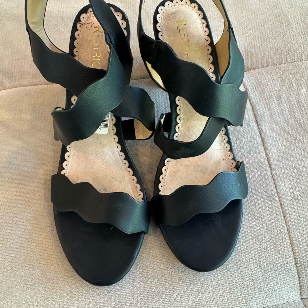 Black Women's Sandals